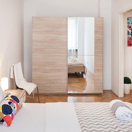 Modern Apartment Few Steps From Main Square! Zagreb Bagian luar foto