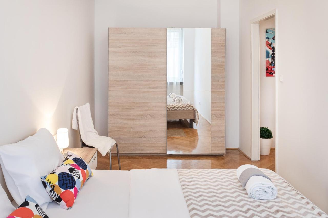 Modern Apartment Few Steps From Main Square! Zagreb Bagian luar foto